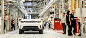 Nitriansky Jaguar Land Rover neplánuje prerušenie výroby