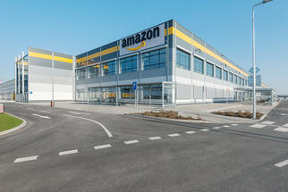 Logistické centrum Amazonu oslavuje 3 roky svojho pôsobenia na Slovensku