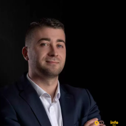 Miroslav PhD.