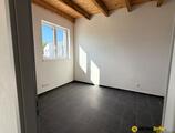 Sklady spoločnosti Skladový priestor až 770 m² s kanceláriami – výška stropu 5,1 m – Komárno – Harčáš na prenájom