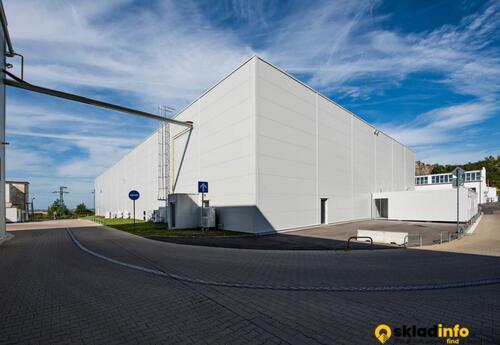 Sklady spoločnosti PRESSKAM LOGISTIC PARK na prenájom