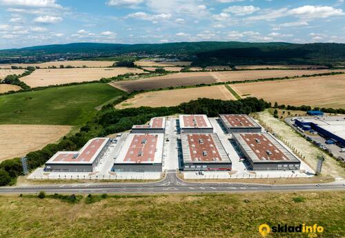 Sklady spoločnosti Prenájom výrobno-skladového priestoru 809 m² + kancelárie 161 m² v časti Bratislava Bory na prenájom