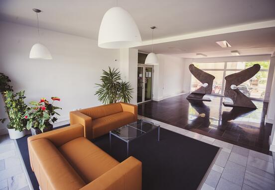 AB Rybničná, Bratislava, Rybničná 40