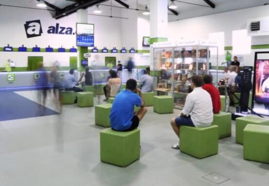 Slovenský boom Black Friday: Ako rast e-commerce formuje dopyt po skladových a kancelárskych priestoroch