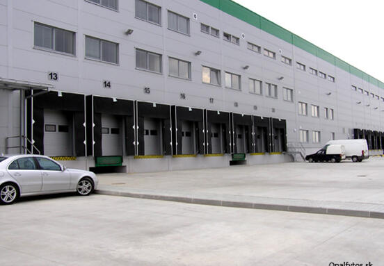 Sklad na prenájom 2 400 m² - Petrovany | Industrial park Petrovany